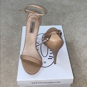 Steve Madden nude heels